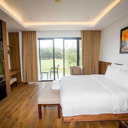 Deluxe Beach Villas By Danatrip Đà Nẵng Kültér fotó