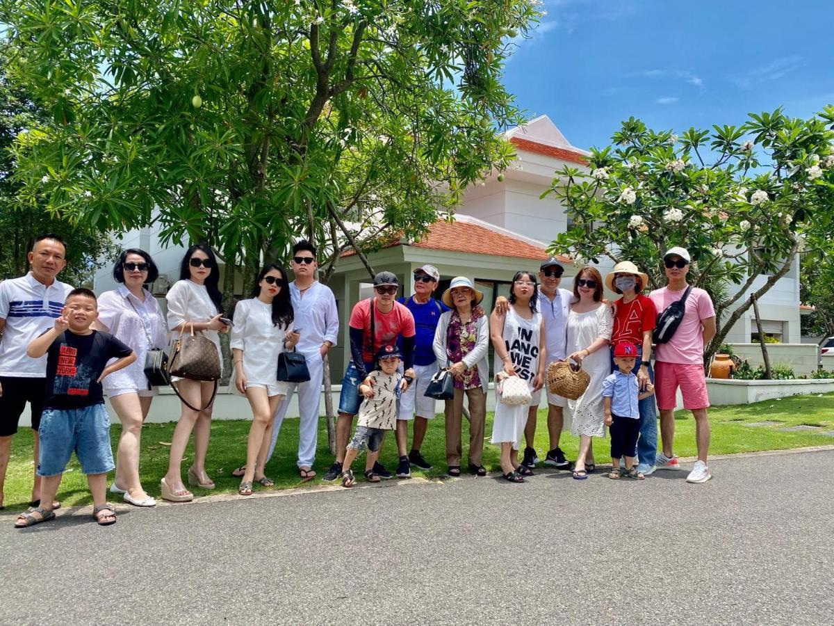 Deluxe Beach Villas By Danatrip Đà Nẵng Kültér fotó