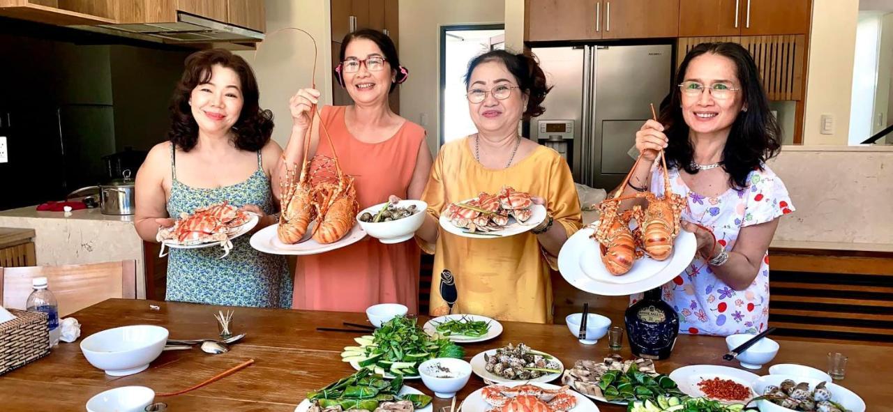 Deluxe Beach Villas By Danatrip Đà Nẵng Kültér fotó