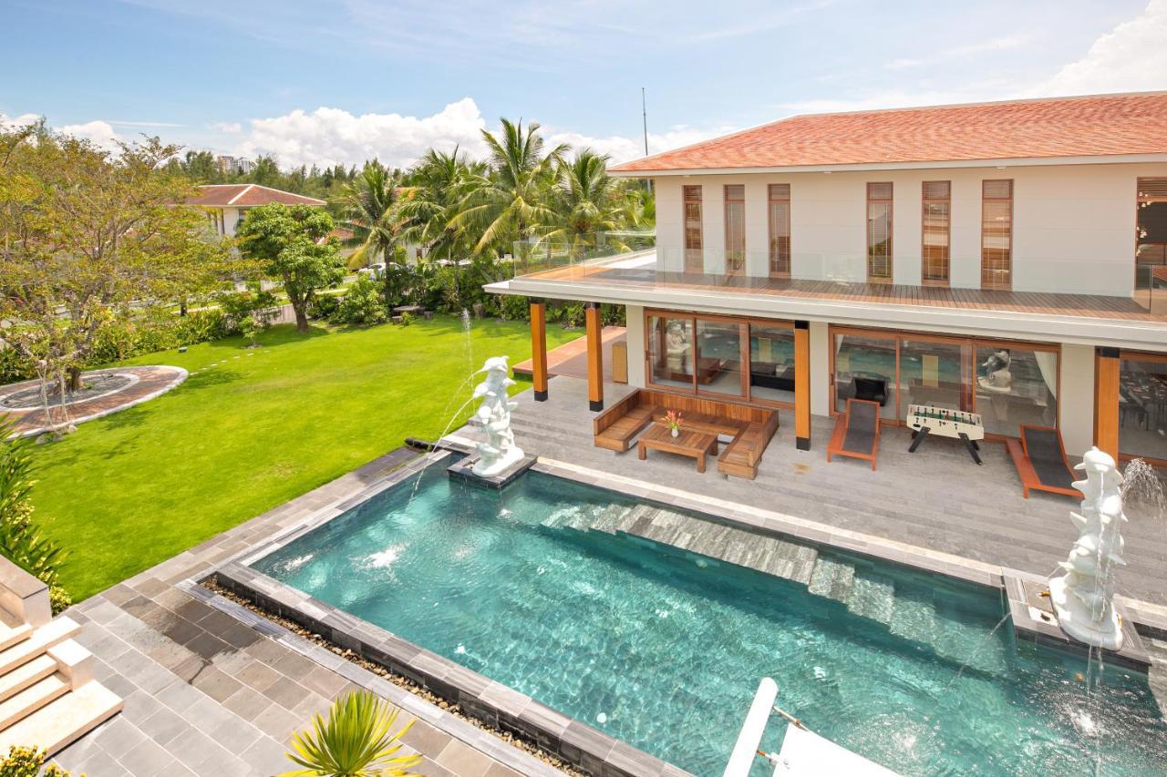 Deluxe Beach Villas By Danatrip Đà Nẵng Kültér fotó