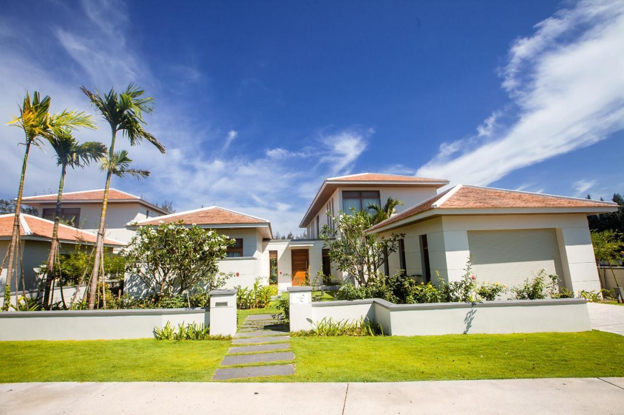 Deluxe Beach Villas By Danatrip Đà Nẵng Kültér fotó