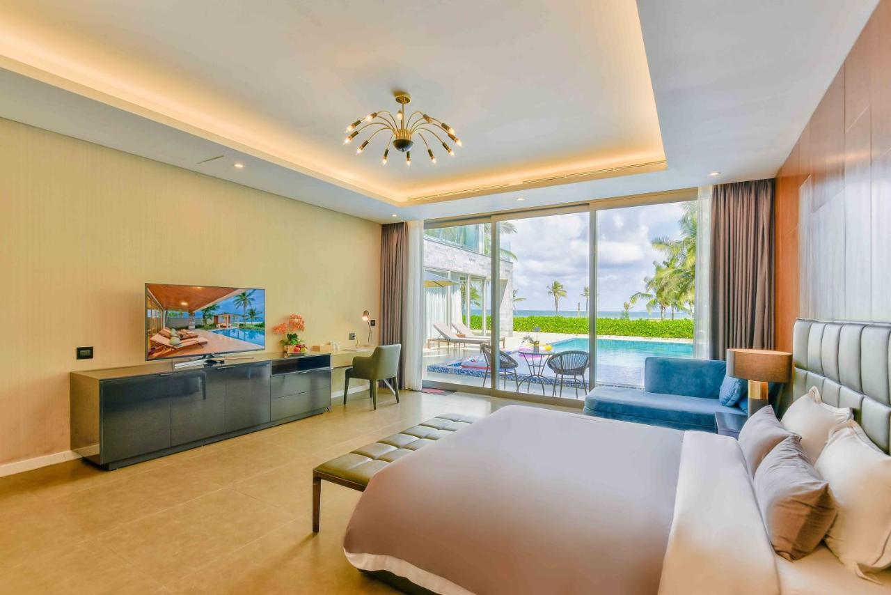 Deluxe Beach Villas By Danatrip Đà Nẵng Kültér fotó