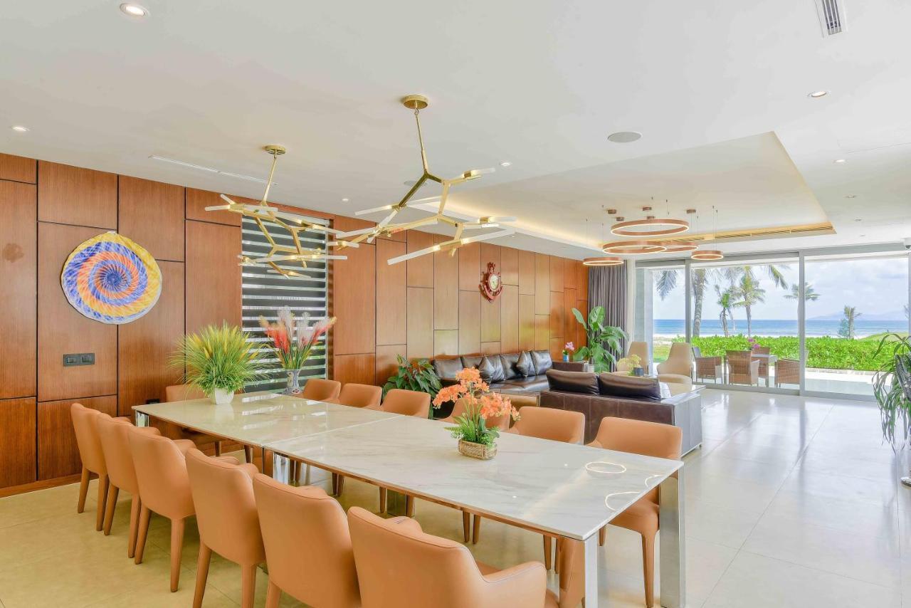 Deluxe Beach Villas By Danatrip Đà Nẵng Kültér fotó