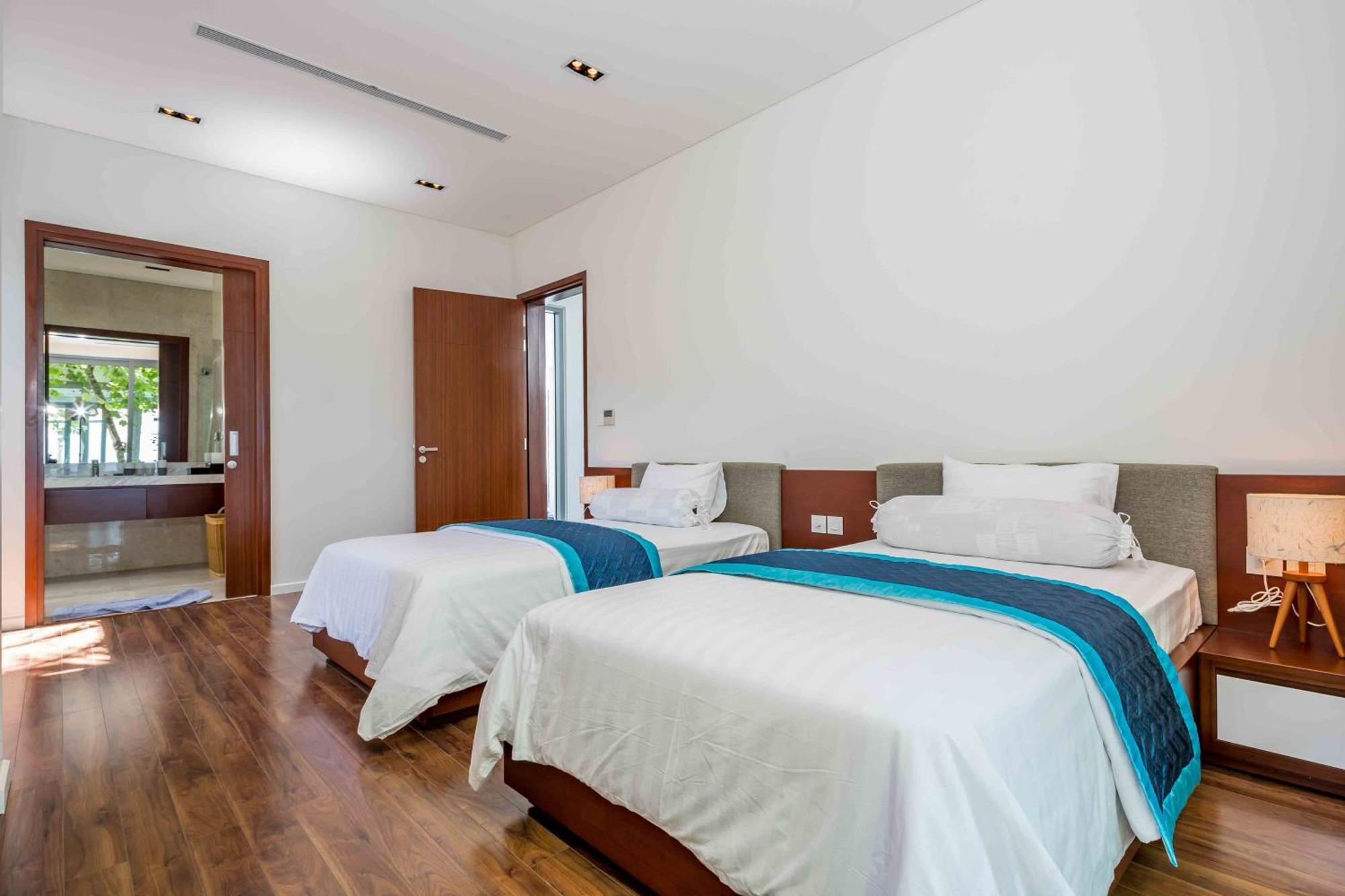 Deluxe Beach Villas By Danatrip Đà Nẵng Kültér fotó