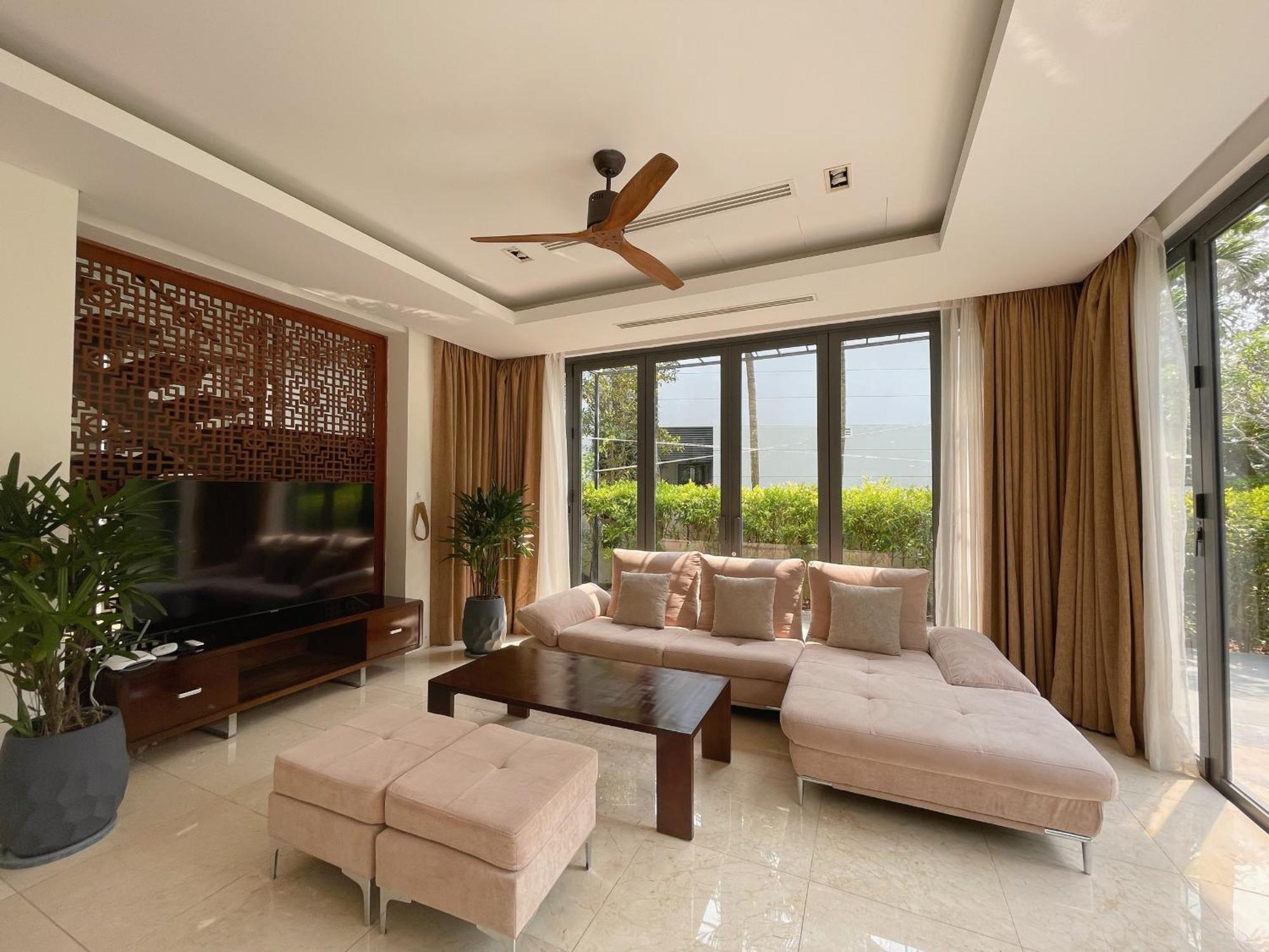 Deluxe Beach Villas By Danatrip Đà Nẵng Kültér fotó